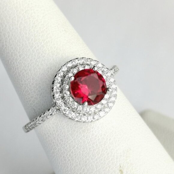 Ruby CZ Halo ring  in sterling silver size 6 🆕 - Picture 4 of 6